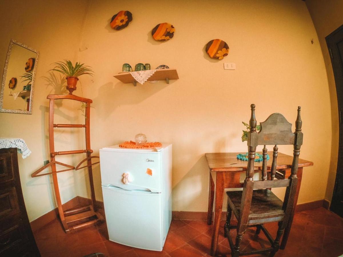 Mi Lugar Vintage Hostal - Calor De Hogar! 아순시온 외부 사진